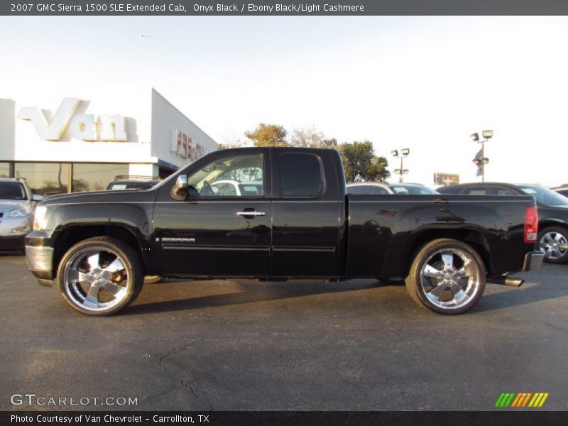 Onyx Black / Ebony Black/Light Cashmere 2007 GMC Sierra 1500 SLE Extended Cab