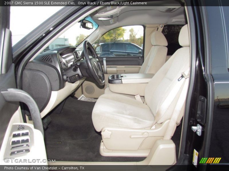 Onyx Black / Ebony Black/Light Cashmere 2007 GMC Sierra 1500 SLE Extended Cab