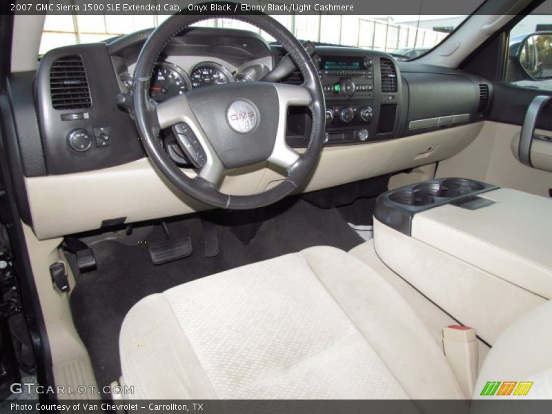 Onyx Black / Ebony Black/Light Cashmere 2007 GMC Sierra 1500 SLE Extended Cab