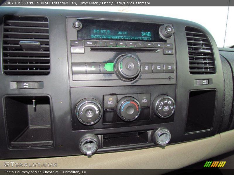 Onyx Black / Ebony Black/Light Cashmere 2007 GMC Sierra 1500 SLE Extended Cab