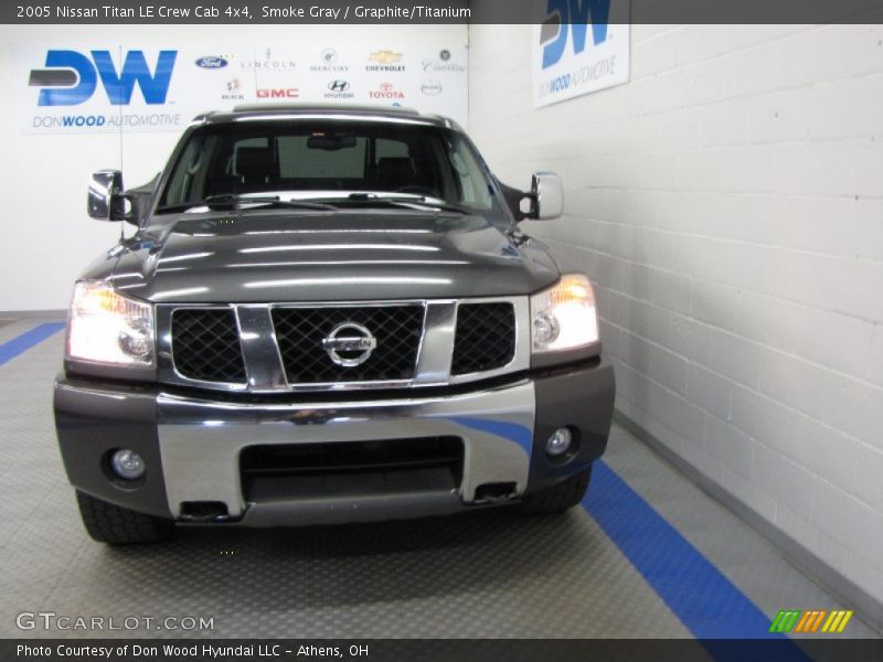 Smoke Gray / Graphite/Titanium 2005 Nissan Titan LE Crew Cab 4x4