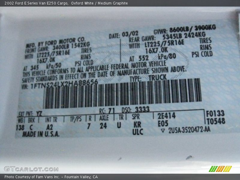 Oxford White / Medium Graphite 2002 Ford E Series Van E250 Cargo