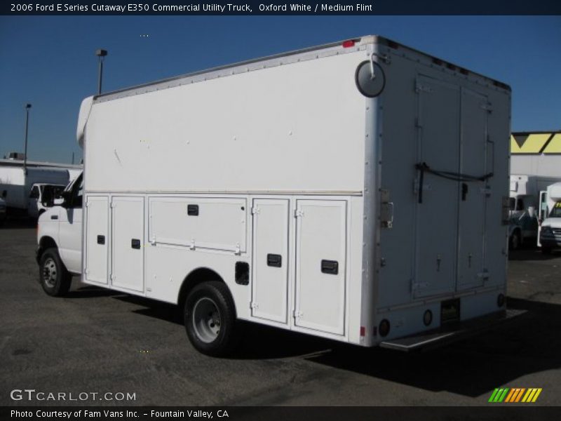 Oxford White / Medium Flint 2006 Ford E Series Cutaway E350 Commercial Utility Truck