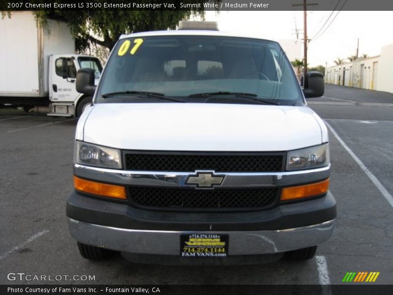 Summit White / Medium Pewter 2007 Chevrolet Express LS 3500 Extended Passenger Van
