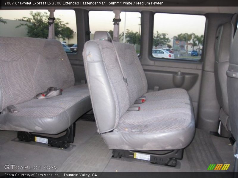 Summit White / Medium Pewter 2007 Chevrolet Express LS 3500 Extended Passenger Van