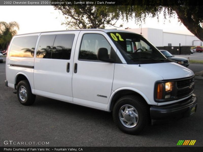 Summit White / Dark Pewter 2002 Chevrolet Express 1500 Passenger Van