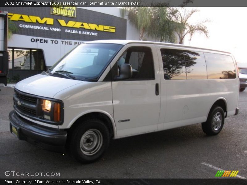 Summit White / Dark Pewter 2002 Chevrolet Express 1500 Passenger Van
