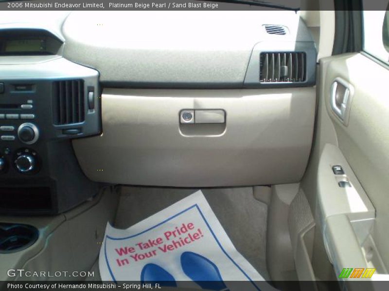 Platinum Beige Pearl / Sand Blast Beige 2006 Mitsubishi Endeavor Limited