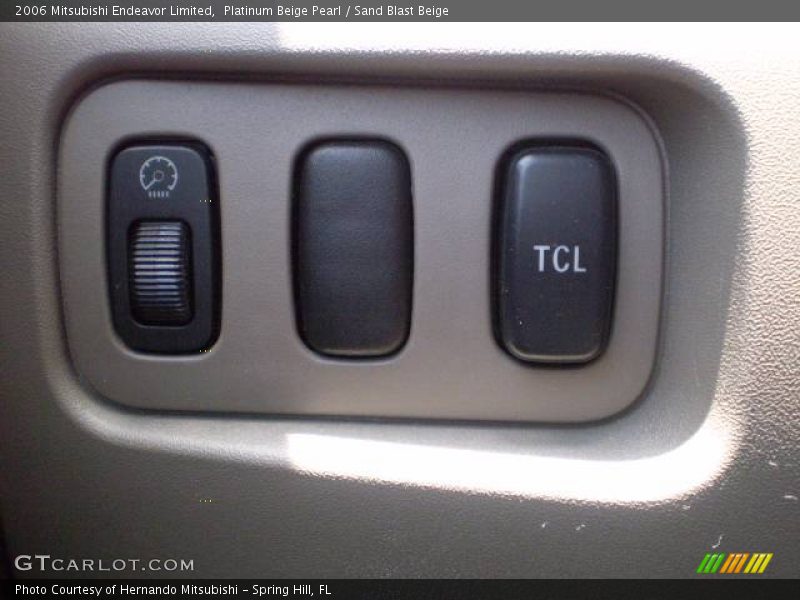Platinum Beige Pearl / Sand Blast Beige 2006 Mitsubishi Endeavor Limited