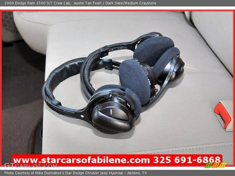 Austin Tan Pearl / Dark Slate/Medium Graystone 2009 Dodge Ram 1500 SLT Crew Cab