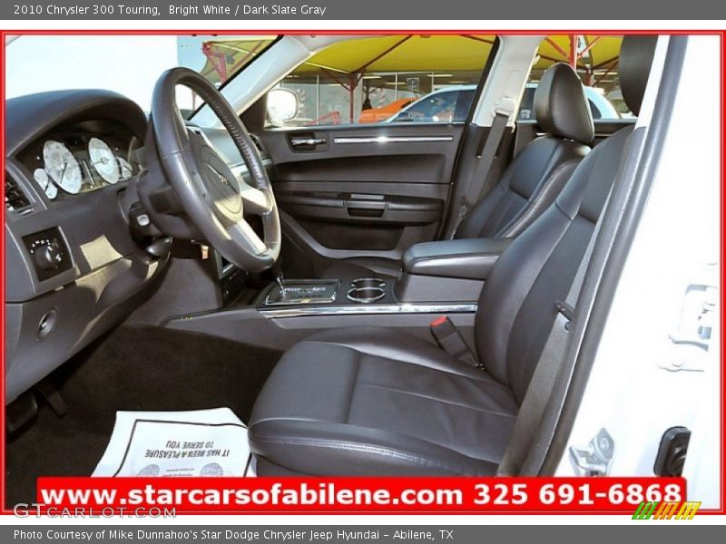 Bright White / Dark Slate Gray 2010 Chrysler 300 Touring