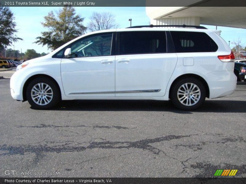 Super White / Light Gray 2011 Toyota Sienna XLE
