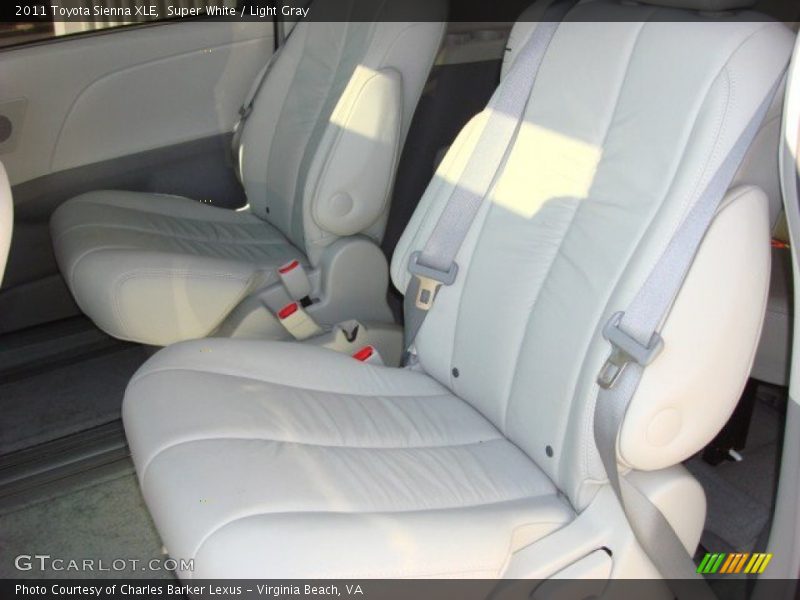 Super White / Light Gray 2011 Toyota Sienna XLE
