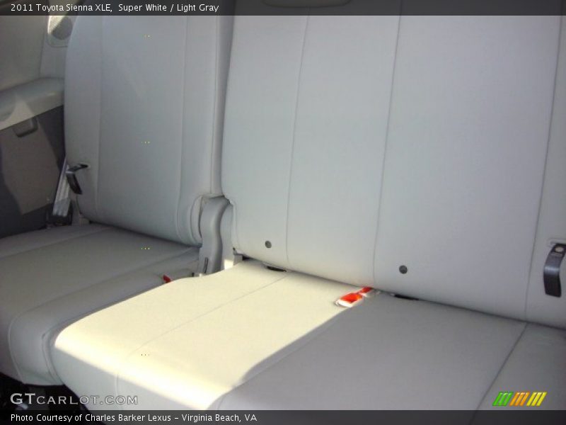 Super White / Light Gray 2011 Toyota Sienna XLE