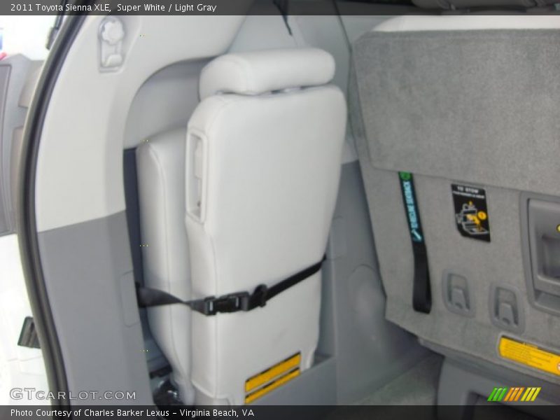 Super White / Light Gray 2011 Toyota Sienna XLE