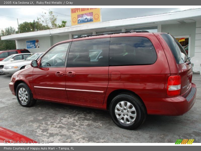 Ruby Red Metallic / Gray 2005 Kia Sedona LX