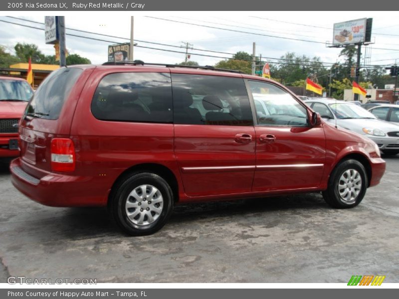Ruby Red Metallic / Gray 2005 Kia Sedona LX
