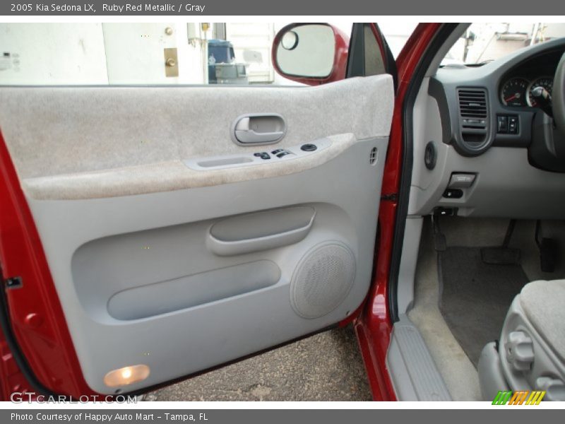 Ruby Red Metallic / Gray 2005 Kia Sedona LX