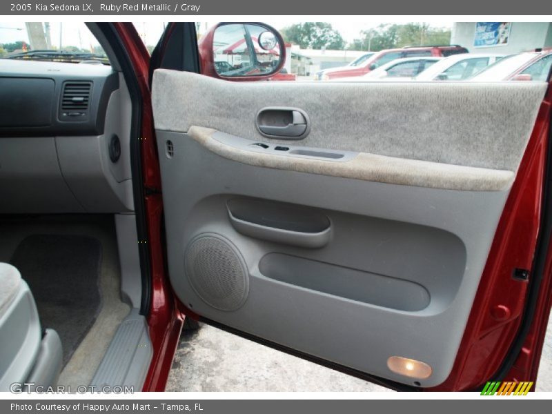 Ruby Red Metallic / Gray 2005 Kia Sedona LX