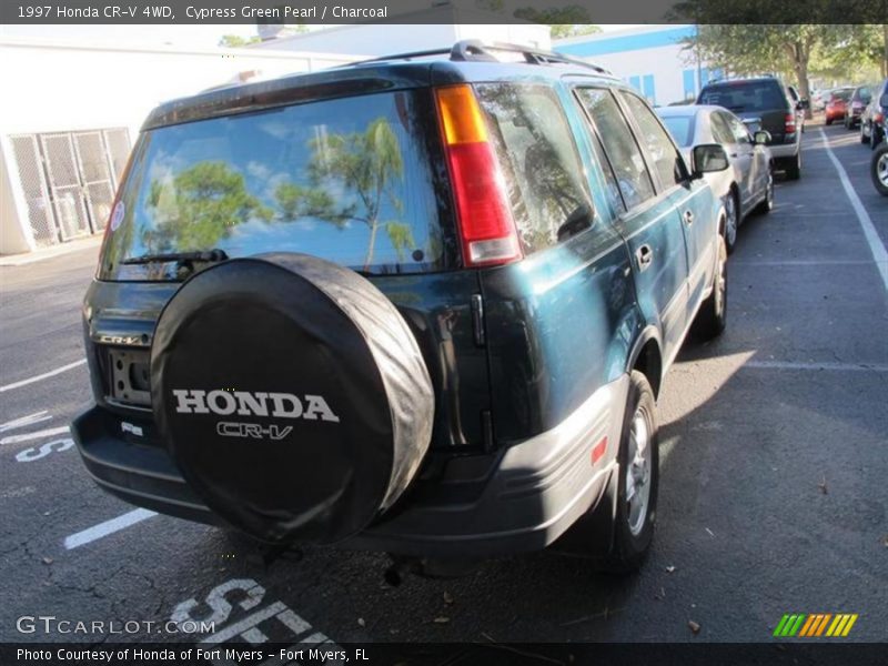 Cypress Green Pearl / Charcoal 1997 Honda CR-V 4WD