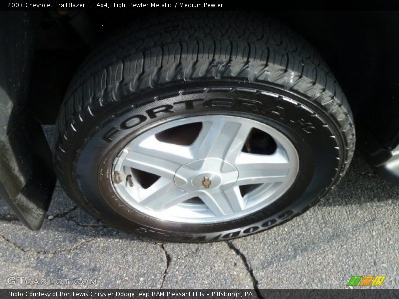 Light Pewter Metallic / Medium Pewter 2003 Chevrolet TrailBlazer LT 4x4