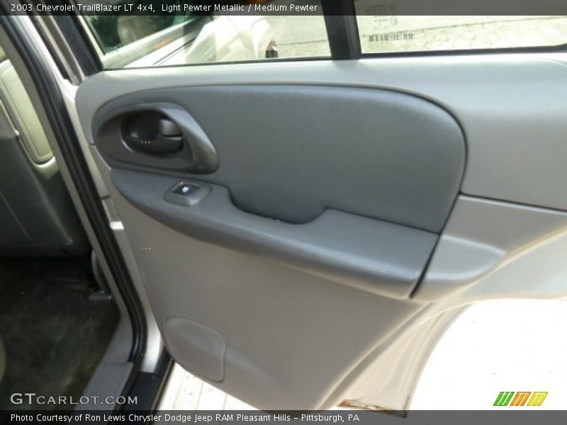 Light Pewter Metallic / Medium Pewter 2003 Chevrolet TrailBlazer LT 4x4