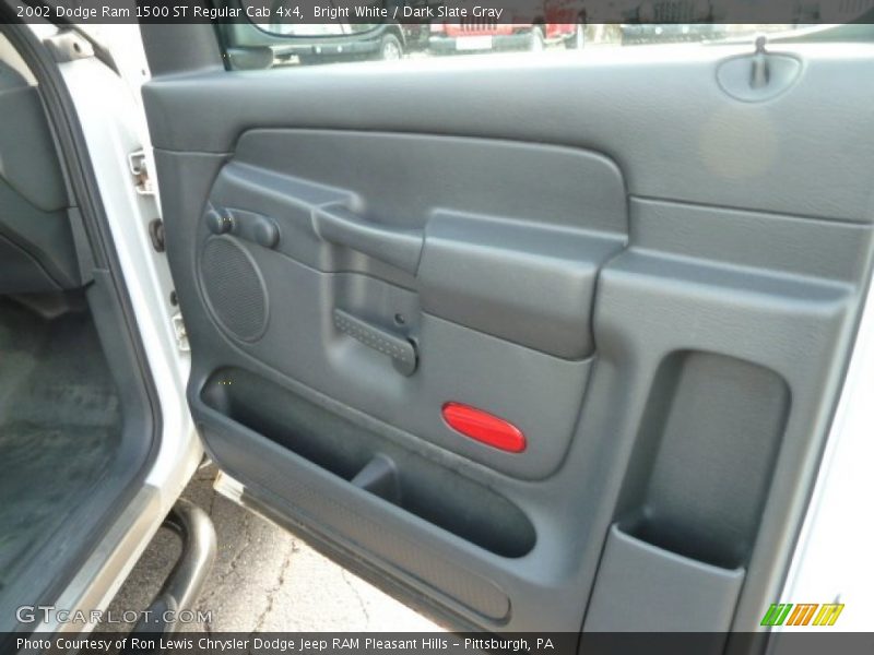 Bright White / Dark Slate Gray 2002 Dodge Ram 1500 ST Regular Cab 4x4