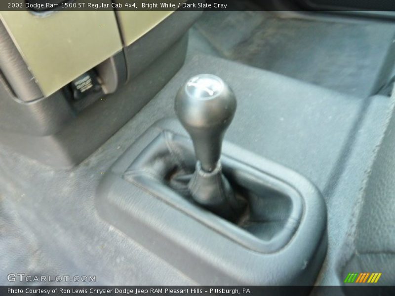 Bright White / Dark Slate Gray 2002 Dodge Ram 1500 ST Regular Cab 4x4