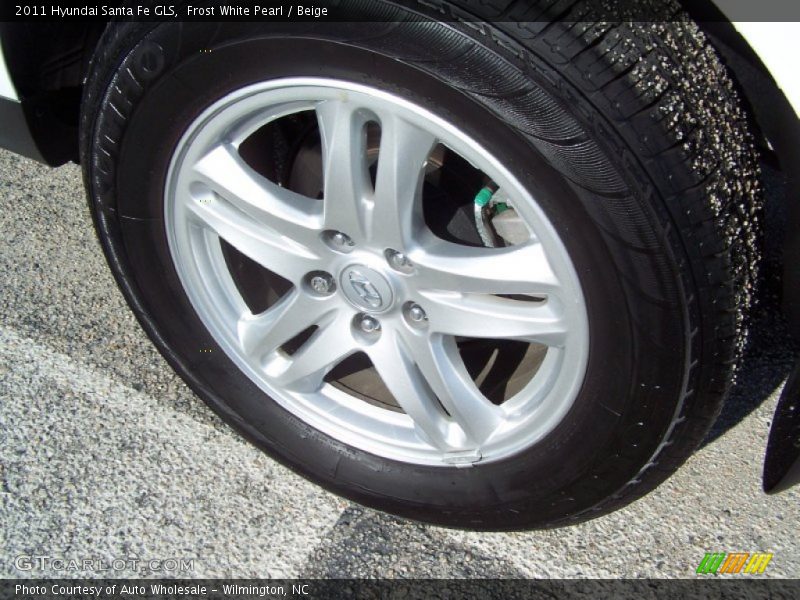 Frost White Pearl / Beige 2011 Hyundai Santa Fe GLS