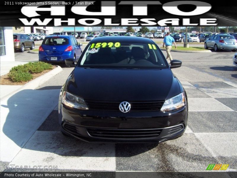 Black / Titan Black 2011 Volkswagen Jetta S Sedan