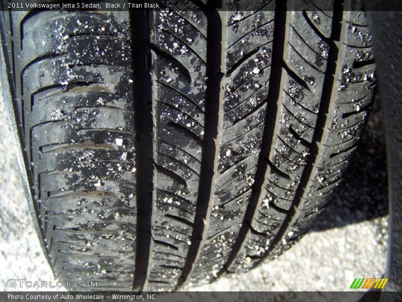 Black / Titan Black 2011 Volkswagen Jetta S Sedan