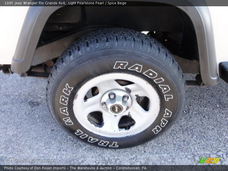 Light Pearlstone Pearl / Spice Beige 1995 Jeep Wrangler Rio Grande 4x4