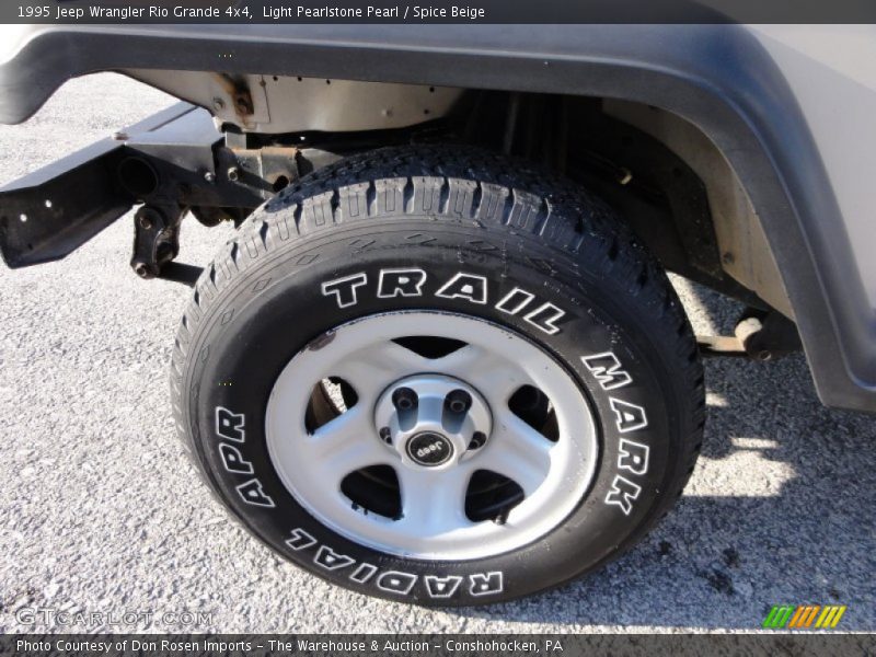 Light Pearlstone Pearl / Spice Beige 1995 Jeep Wrangler Rio Grande 4x4
