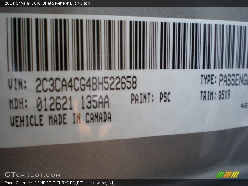 Billet Silver Metallic / Black 2011 Chrysler 300