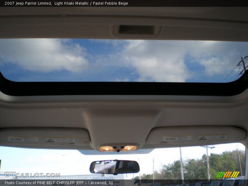 Light Khaki Metallic / Pastel Pebble Beige 2007 Jeep Patriot Limited