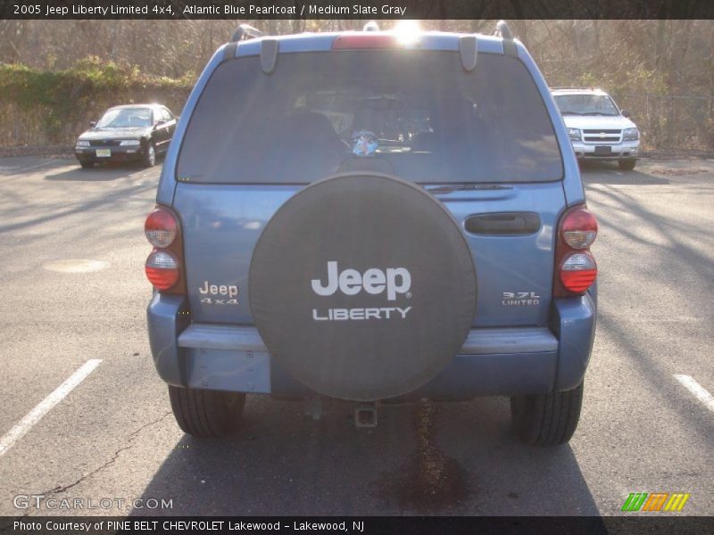 Atlantic Blue Pearlcoat / Medium Slate Gray 2005 Jeep Liberty Limited 4x4