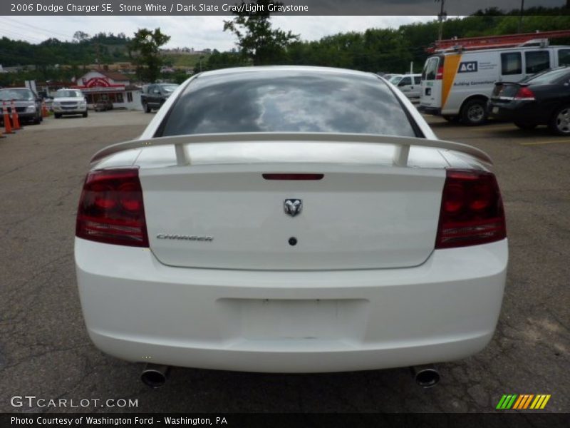 Stone White / Dark Slate Gray/Light Graystone 2006 Dodge Charger SE