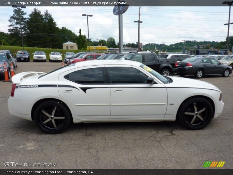 Stone White / Dark Slate Gray/Light Graystone 2006 Dodge Charger SE