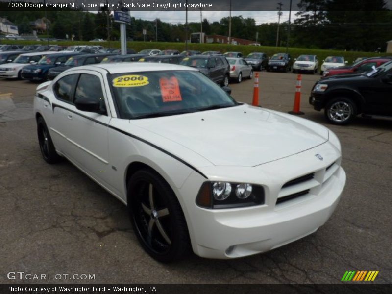 Stone White / Dark Slate Gray/Light Graystone 2006 Dodge Charger SE