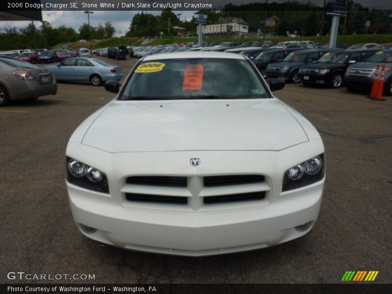 Stone White / Dark Slate Gray/Light Graystone 2006 Dodge Charger SE