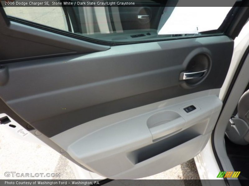 Stone White / Dark Slate Gray/Light Graystone 2006 Dodge Charger SE