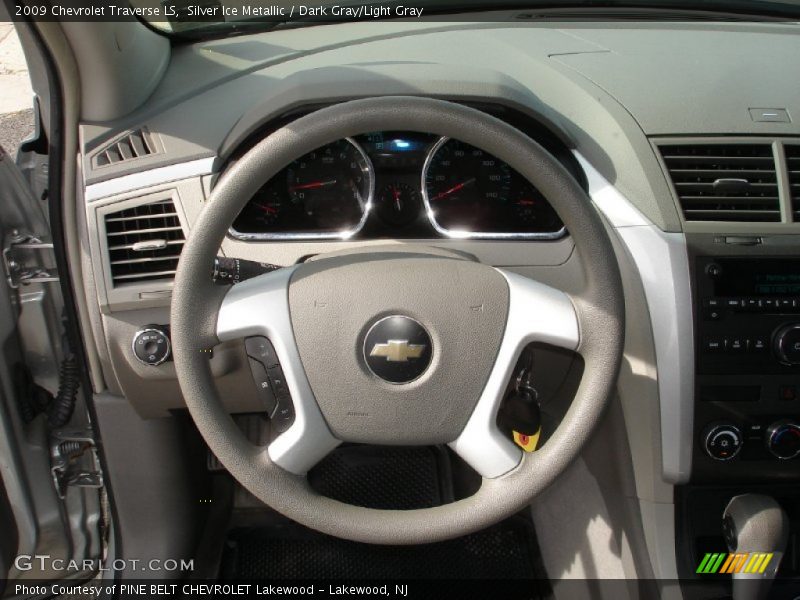 Silver Ice Metallic / Dark Gray/Light Gray 2009 Chevrolet Traverse LS