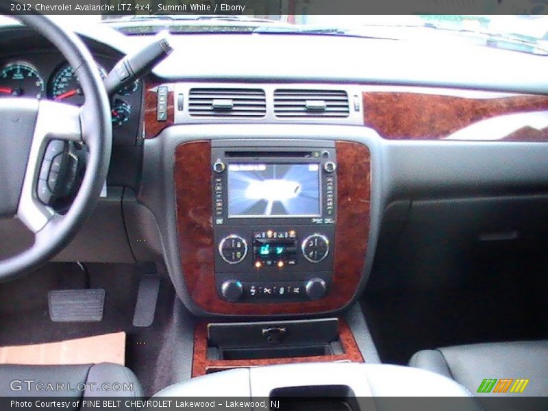 Summit White / Ebony 2012 Chevrolet Avalanche LTZ 4x4