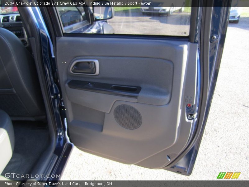 Indigo Blue Metallic / Sport Pewter 2004 Chevrolet Colorado Z71 Crew Cab 4x4