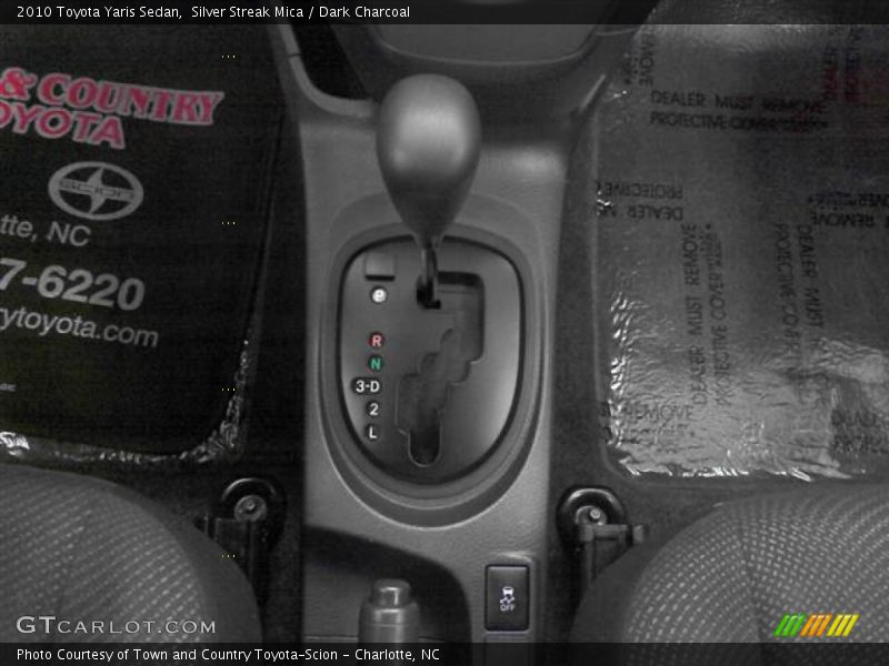 Silver Streak Mica / Dark Charcoal 2010 Toyota Yaris Sedan