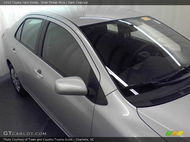 Silver Streak Mica / Dark Charcoal 2010 Toyota Yaris Sedan