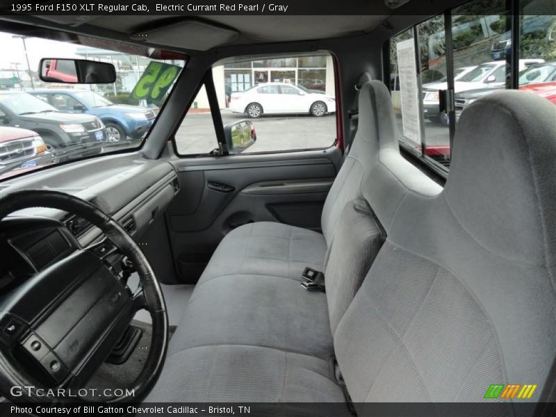 Electric Currant Red Pearl / Gray 1995 Ford F150 XLT Regular Cab