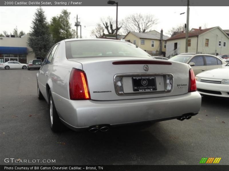 Sterling / Pewter 2000 Cadillac DeVille Sedan