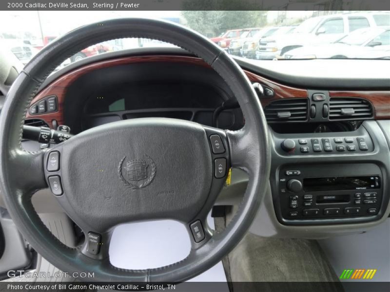 Sterling / Pewter 2000 Cadillac DeVille Sedan