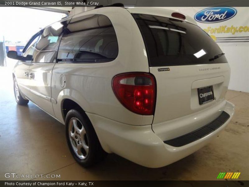 Stone White / Gray 2001 Dodge Grand Caravan ES